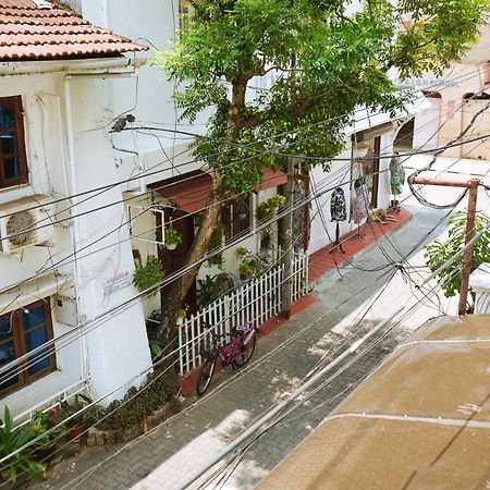 Mother Tree Inn Коччи Экстерьер фото